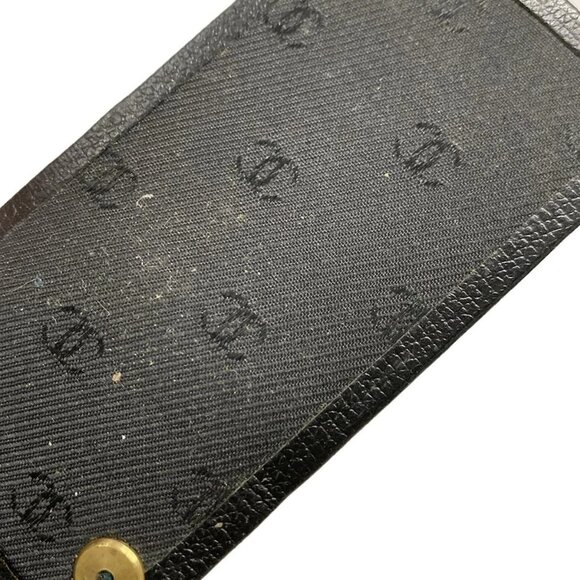 Auth CHANEL CC Button - Black Leather Key Case - Picture 10 of 14